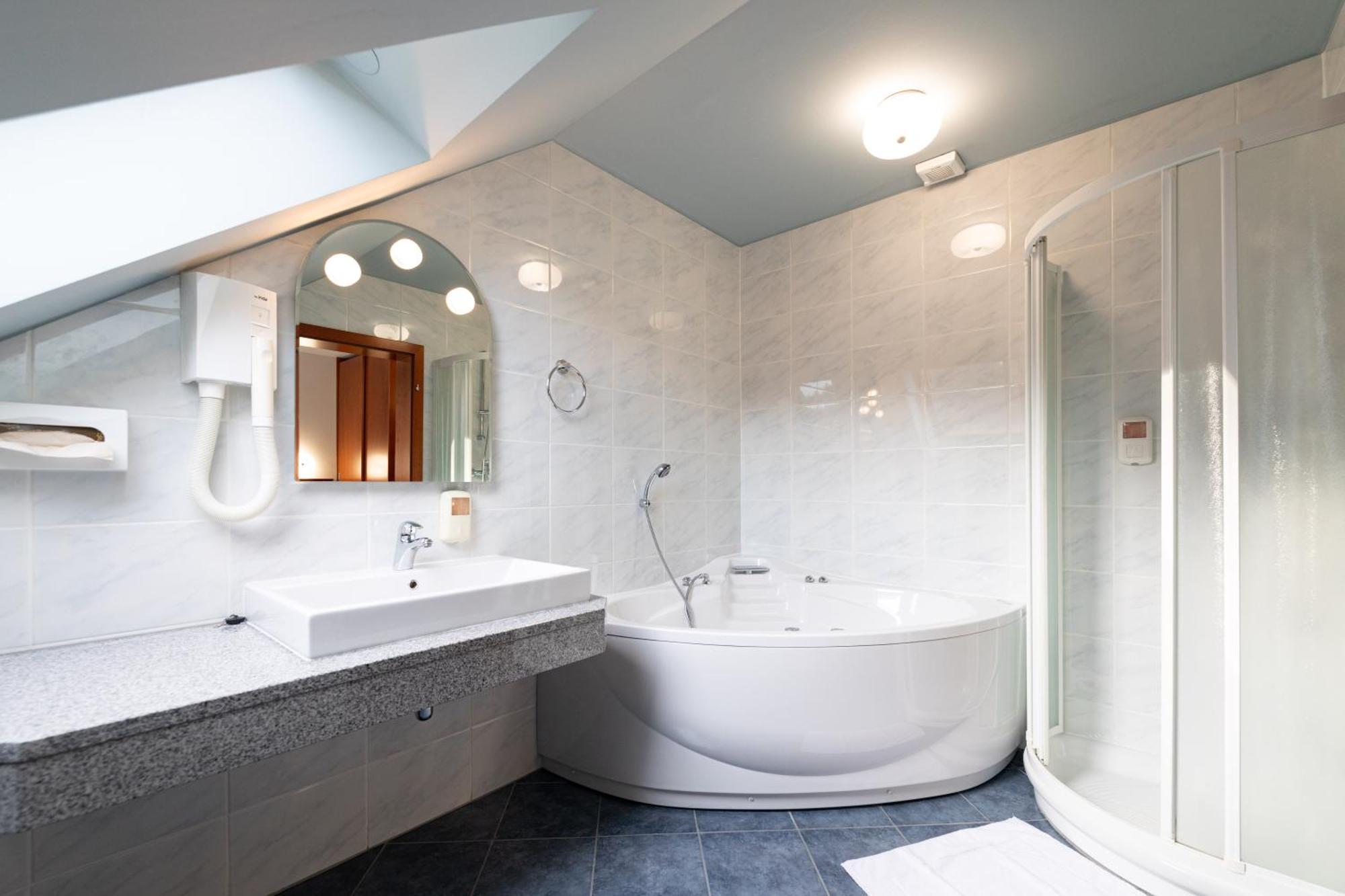 Hotel Spica Laško Extérieur photo