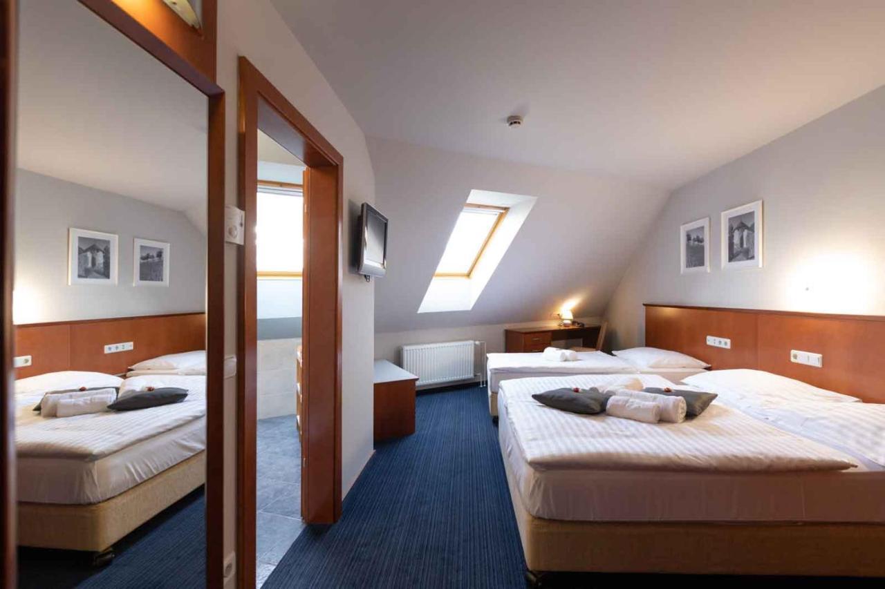 Hotel Spica Laško Extérieur photo